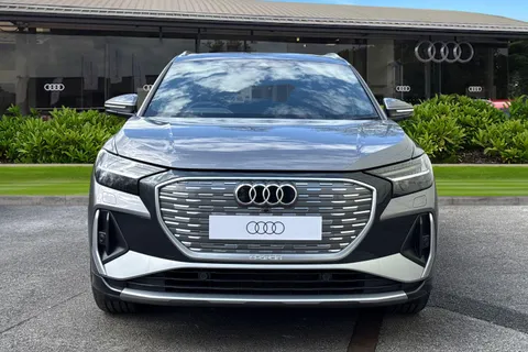  Audi Q4 e-tron 45 S line Auto quattro 5dr 82kWh Thumbnail #6