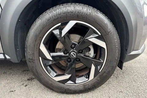 MP73XTO Nissan Juke 1.6 Hybrid N-Connecta 5dr Auto Thumbnail #13