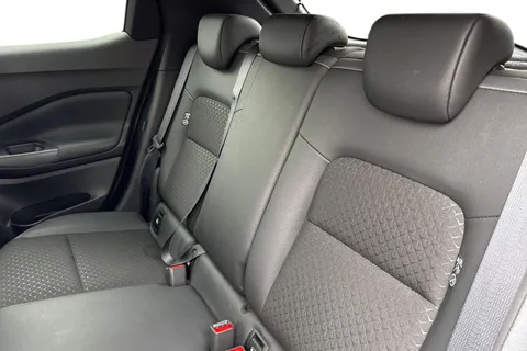 MP73XTO Nissan Juke 1.6 Hybrid N-Connecta 5dr Auto Thumbnail #19