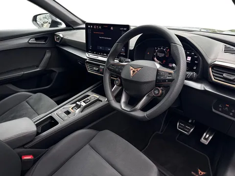 KM25MXB CUPRA Formentor 1.5 eTSI 150 V2 5dr DSG Thumbnail #9