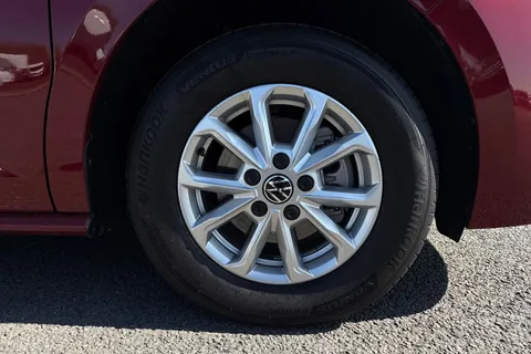 DA26UGX Volkswagen California Beach T7 SWB 150PS 2.0 TDi DSG - Delivery Miles Thumbnail #10