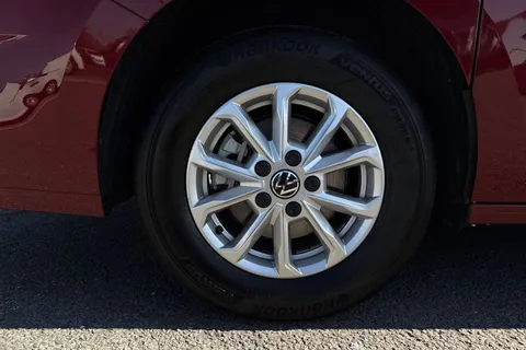 DA26UGX Volkswagen California Beach T7 SWB 150PS 2.0 TDi DSG - Delivery Miles Thumbnail #11