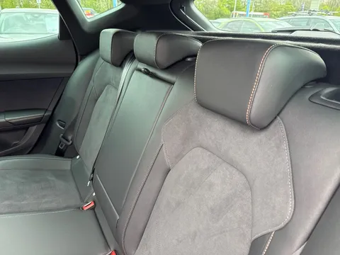 KM25MXB CUPRA Formentor 1.5 eTSI 150 V2 5dr DSG Thumbnail #15