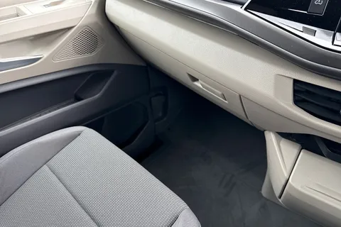 DG26CMZ Volkswagen California Coast T7 SWB 150 PS DSG - New Shape / Delivery Mileage Thumbnail #20