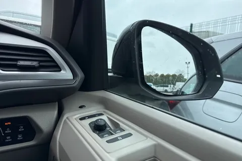 DG26CMZ Volkswagen California Coast T7 SWB 150 PS DSG - New Shape / Delivery Mileage Thumbnail #21