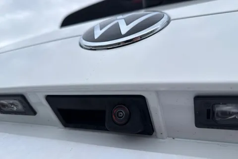 DG26CMZ Volkswagen California Coast T7 SWB 150 PS DSG - New Shape / Delivery Mileage Thumbnail #31