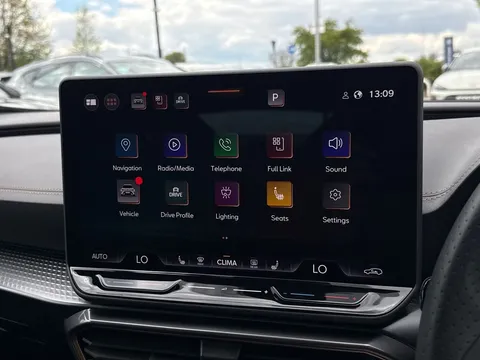 KM25MXB CUPRA Formentor 1.5 eTSI 150 V2 5dr DSG Thumbnail #38