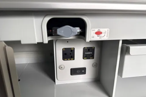 DG26CMZ Volkswagen California Coast T7 SWB 150 PS DSG - New Shape / Delivery Mileage Thumbnail #39