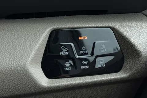 DG26CMZ Volkswagen California Coast T7 SWB 150 PS DSG - New Shape / Delivery Mileage Thumbnail #44