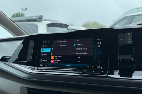 DG26CMZ Volkswagen California Coast T7 SWB 150 PS DSG - New Shape / Delivery Mileage Thumbnail #52