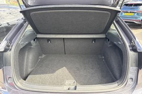 GL25DWJ Volkswagen Taigo 1.0 TSI 115 Match 5dr Thumbnail #7