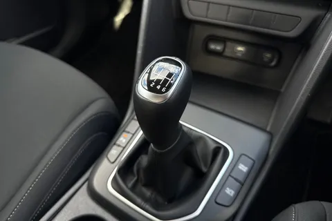 DC72FOJ Kia Sportage 1.6 T-GDi 2 Euro 6 (s/s) 5dr Thumbnail #24