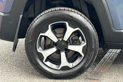 YX21JCU Jeep Renegade 1.3 GSE T4 11.4kWh Trailhawk Auto 4xe Euro 6 (s/s) 5dr Thumbnail #14