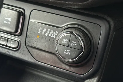 YX21JCU Jeep Renegade 1.3 GSE T4 11.4kWh Trailhawk Auto 4xe Euro 6 (s/s) 5dr Thumbnail #44