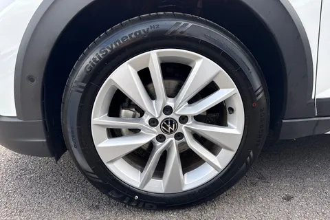 GK25CVC Volkswagen Taigo 1.0 TSI 115 Match 5dr Thumbnail #13