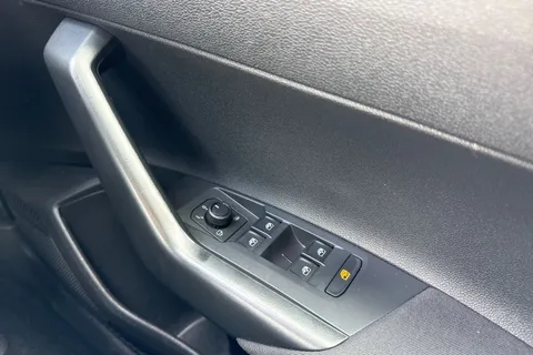 GK25CVC Volkswagen Taigo 1.0 TSI 115 Match 5dr Thumbnail #22