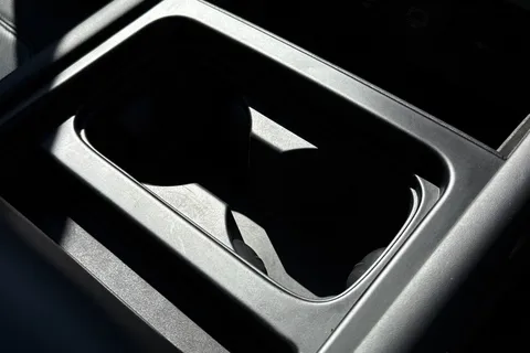 HD23RYC Land Rover Defender 110 3.0 D250 X-Dynamic HSE 5dr Thumbnail #32