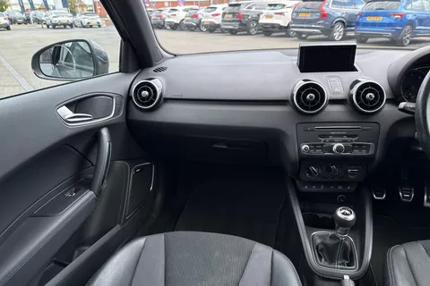 WM18LLZ Audi A1 1.4 TFSI S line Sportback Euro 6 (s/s) 5dr (Nav) Thumbnail #21