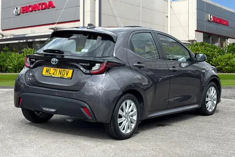 ML21NDV Toyota Yaris 1.5 Hybrid Icon 5dr CVT Thumbnail #8