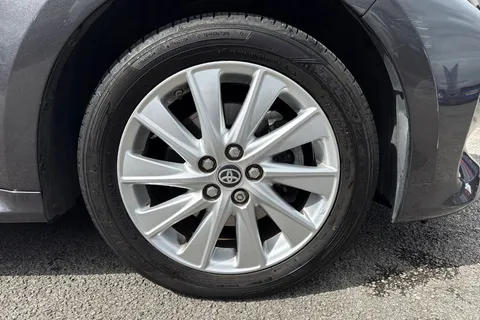 ML21NDV Toyota Yaris 1.5 Hybrid Icon 5dr CVT Thumbnail #15