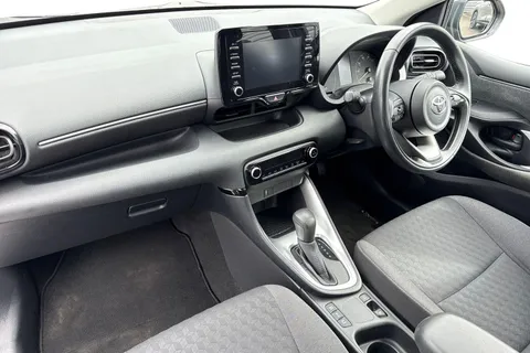 ML21NDV Toyota Yaris 1.5 Hybrid Icon 5dr CVT Thumbnail #16