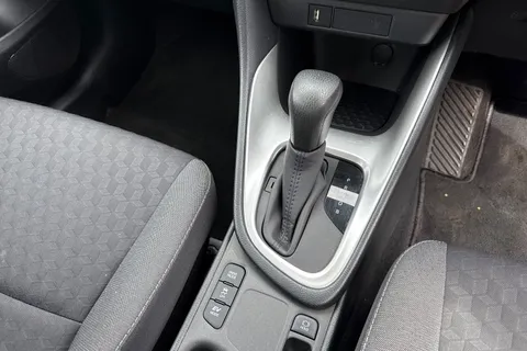 ML21NDV Toyota Yaris 1.5 Hybrid Icon 5dr CVT Thumbnail #22