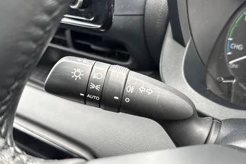 ML21NDV Toyota Yaris 1.5 Hybrid Icon 5dr CVT Thumbnail #41