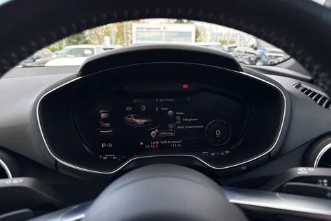 EK23AOW Audi TT Coup- Black Edition 40 TFSI  197 PS S tronic Thumbnail #18