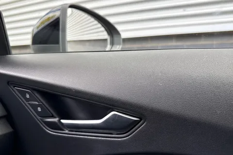 EK23AOW Audi TT Coup- Black Edition 40 TFSI  197 PS S tronic Thumbnail #22