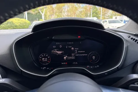 EK23AOW Audi TT Coup- Black Edition 40 TFSI  197 PS S tronic Thumbnail #26