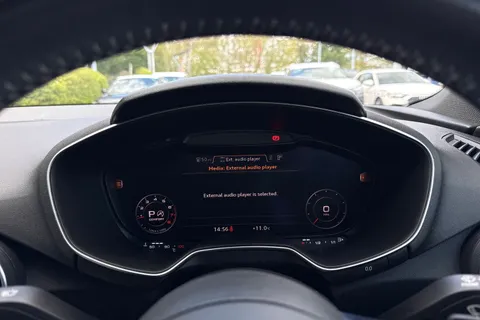 EK23AOW Audi TT Coup- Black Edition 40 TFSI  197 PS S tronic Thumbnail #30