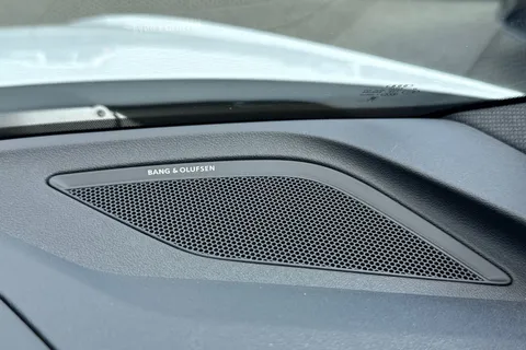 EK23AOW Audi TT Coup- Black Edition 40 TFSI  197 PS S tronic Thumbnail #33