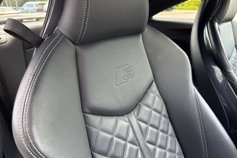 EK23AOW Audi TT Coup- Black Edition 40 TFSI  197 PS S tronic Thumbnail #37