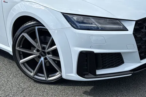 EK23AOW Audi TT Coup- Black Edition 40 TFSI  197 PS S tronic Thumbnail #39