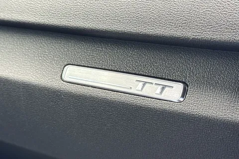 EK23AOW Audi TT Coup- Black Edition 40 TFSI  197 PS S tronic Thumbnail #50