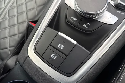 EK23AOW Audi TT Coup- Black Edition 40 TFSI  197 PS S tronic Thumbnail #52