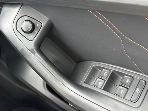 KP75FDX CUPRA Ateca 1.5 EcoTSI V2 5dr DSG Thumbnail #18