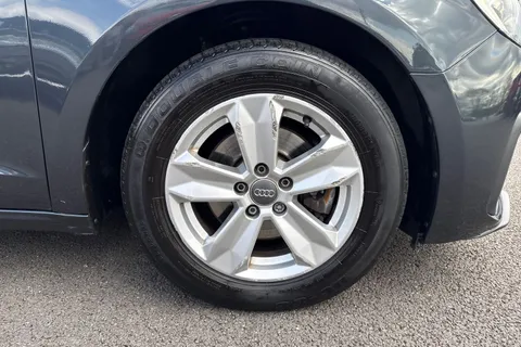 LM19FUH Audi A1 1.0 TFSI 30 SE Sportback S Tronic Euro 6 (s/s) 5dr Thumbnail #10