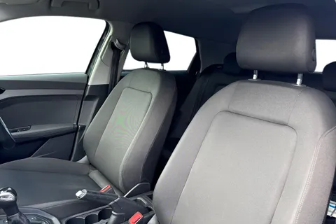 LM19FUH Audi A1 1.0 TFSI 30 SE Sportback S Tronic Euro 6 (s/s) 5dr Thumbnail #16