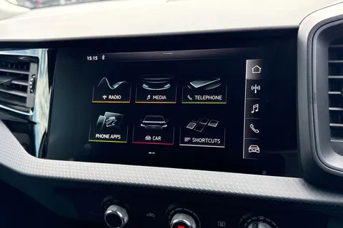 LM19FUH Audi A1 1.0 TFSI 30 SE Sportback S Tronic Euro 6 (s/s) 5dr Thumbnail #17