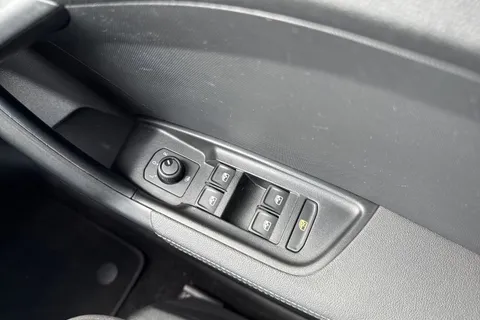 LM19FUH Audi A1 1.0 TFSI 30 SE Sportback S Tronic Euro 6 (s/s) 5dr Thumbnail #43