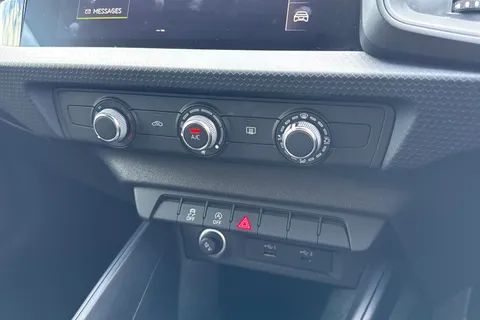 LM19FUH Audi A1 1.0 TFSI 30 SE Sportback S Tronic Euro 6 (s/s) 5dr Thumbnail #53