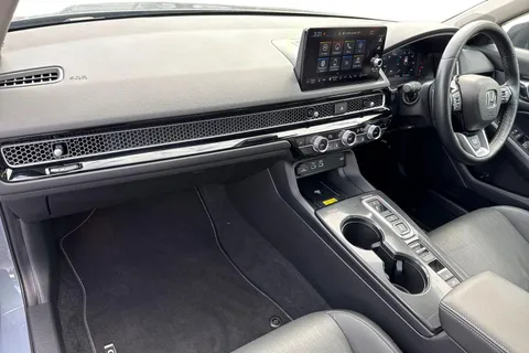 MV73UUW Honda Civic 2.0 h i-MMD Advance eCVT Euro 6 (s/s) 5dr Thumbnail #17