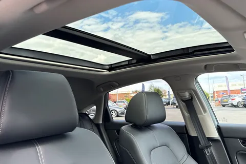 MV73UUW Honda Civic 2.0 h i-MMD Advance eCVT Euro 6 (s/s) 5dr Thumbnail #33