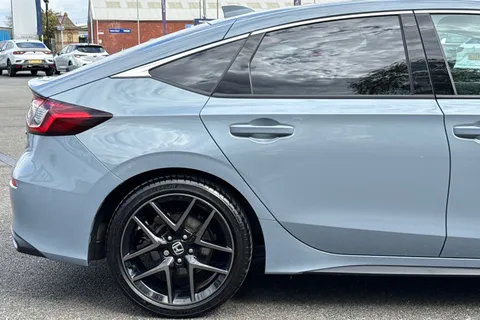 MV73UUW Honda Civic 2.0 h i-MMD Advance eCVT Euro 6 (s/s) 5dr Thumbnail #34