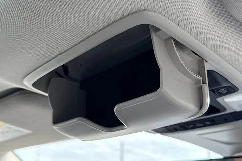 MV73UUW Honda Civic 2.0 h i-MMD Advance eCVT Euro 6 (s/s) 5dr Thumbnail #46