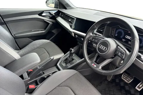 AV20NSF Audi A1 1.5 TFSI 35 S line Sportback S Tronic Euro 6 (s/s) 5dr Thumbnail #15