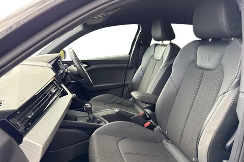 AV20NSF Audi A1 1.5 TFSI 35 S line Sportback S Tronic Euro 6 (s/s) 5dr Thumbnail #17