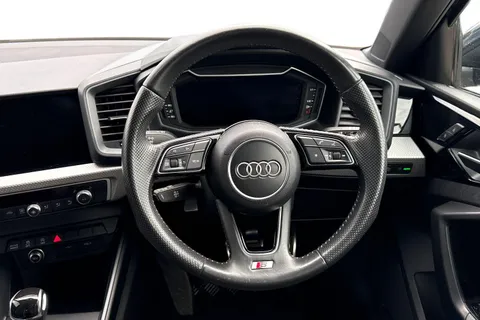 AV20NSF Audi A1 1.5 TFSI 35 S line Sportback S Tronic Euro 6 (s/s) 5dr Thumbnail #19