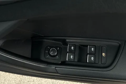 AV20NSF Audi A1 1.5 TFSI 35 S line Sportback S Tronic Euro 6 (s/s) 5dr Thumbnail #22